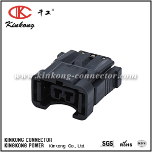 MG640543-5 2 pole female cable wire electrical plug CKK7027M-3.5-21