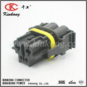 9442401  4 pin female automotive connector 