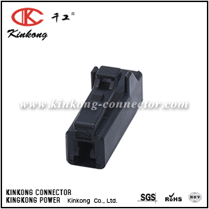 90980-12470 2 pole female cable connector