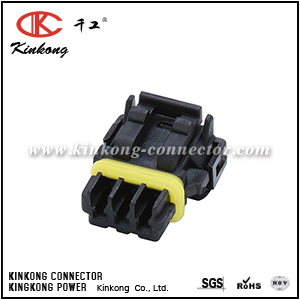 52117-0341 3 hole female automotive connector CKK7032B-0.7-21
