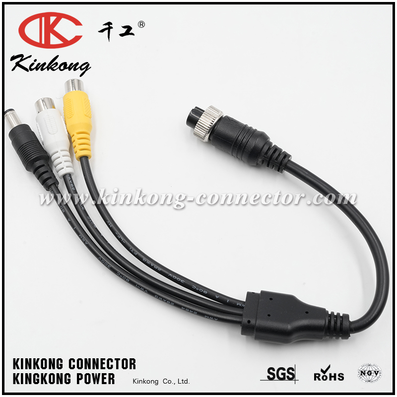 Interconnecting cable from cinch connector of camera to a 4 pin RCA monitor